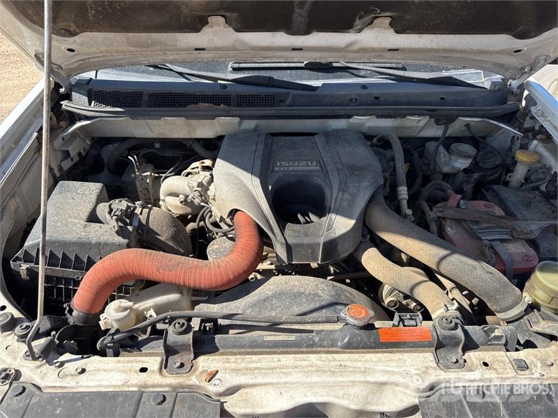 Isuzu Dmax 2.5 TD 4x4 Crew Cab Pickup (Inoperable) Other