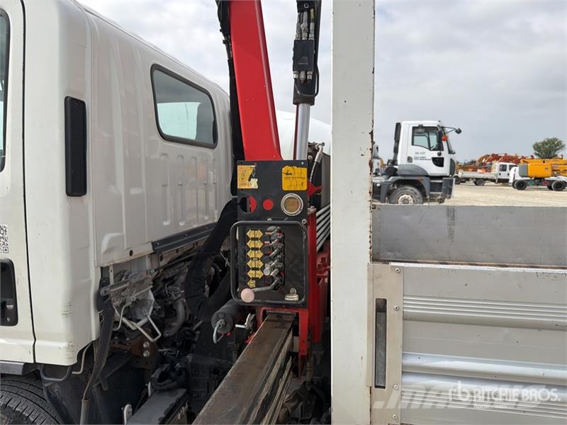 Isuzu PK3400 on Isuzu N1R Boom Truck Kranwagen