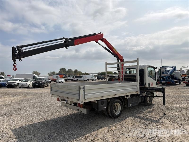Isuzu PK3400 on Isuzu N1R Boom Truck Kranwagen