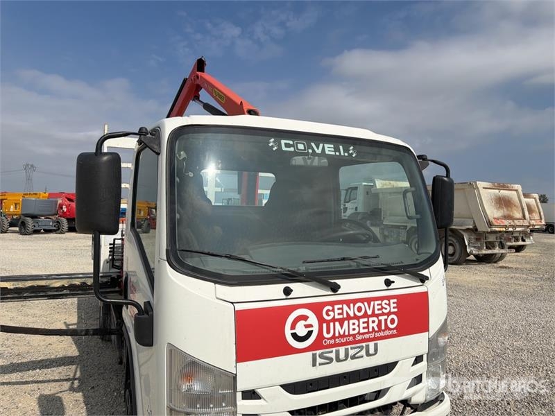 Isuzu PK3400 on Isuzu N1R Boom Truck Kranwagen