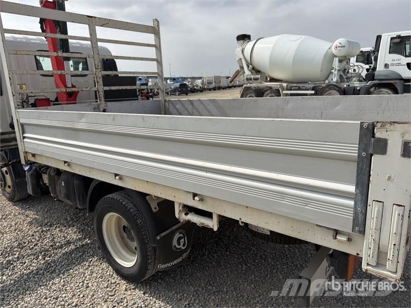 Isuzu PK3400 on Isuzu N1R Boom Truck Kranwagen