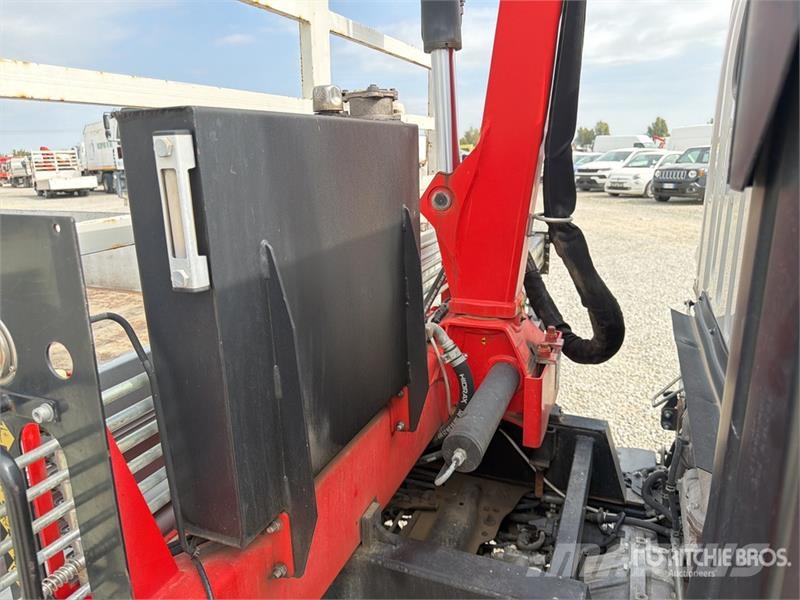 Isuzu PK3400 on Isuzu N1R Boom Truck Kranwagen