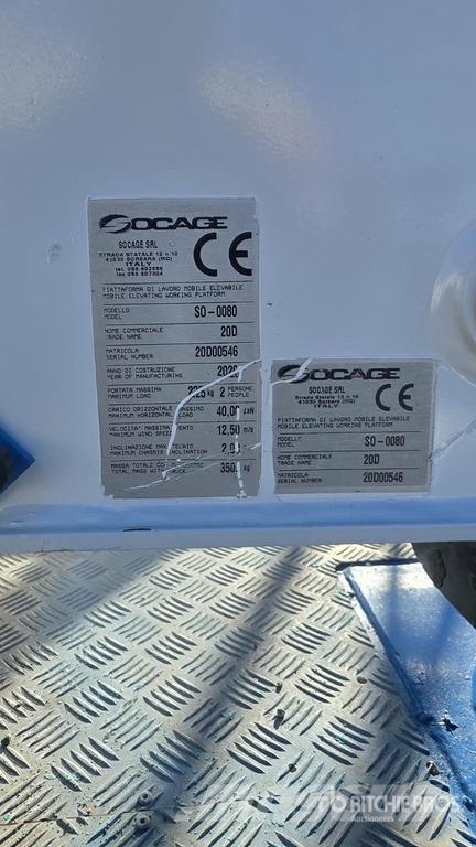 Isuzu Socage 20D 20 m on  Isuzu M21 Bucket Truck المنصات الهوائية المثبتة على شاحنة