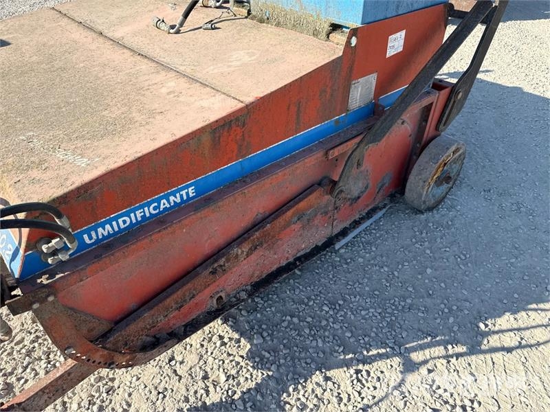  Italclean 160.2 Floor Sweeper Outro equipamento de ceifa