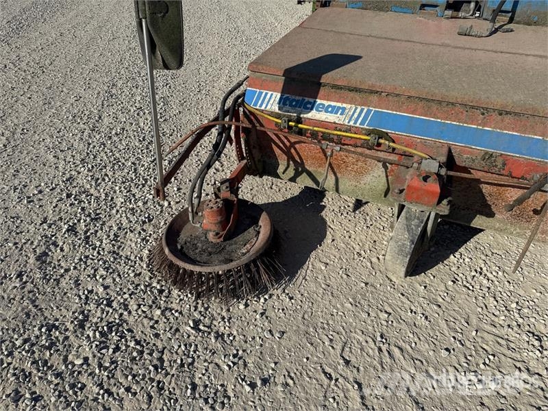  Italclean 160.2 Floor Sweeper Outro equipamento de ceifa