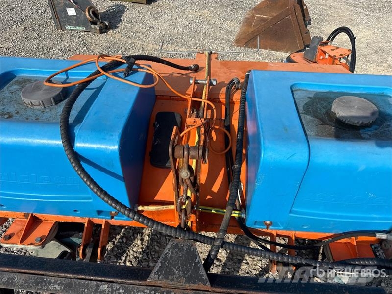 Italclean Classic Medium 180.1 Skid Steer Broom Süpürgeler