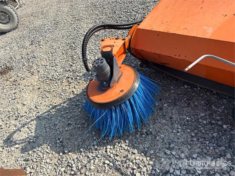 Italclean Classic Medium 180.1 Skid Steer Broom Süpürgeler