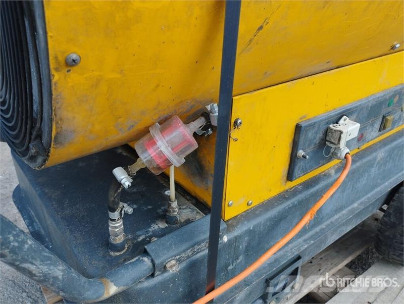  ITM Italia Euroheat EHD105H Portable Diesel Space  Оборудване за отопление и размразяване