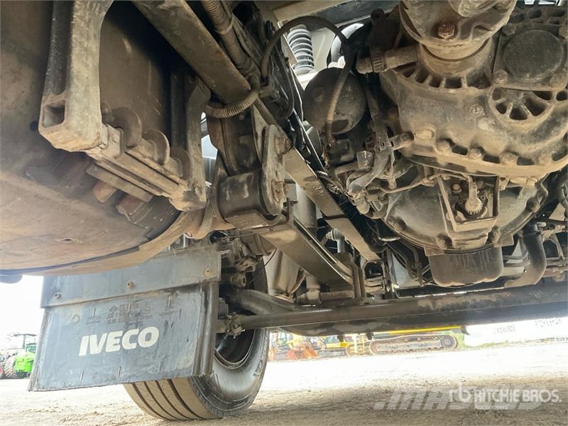 Iveco 140E Flatbed Truck Pritschenwagen/Pritschenwagen mit Seitenklappe