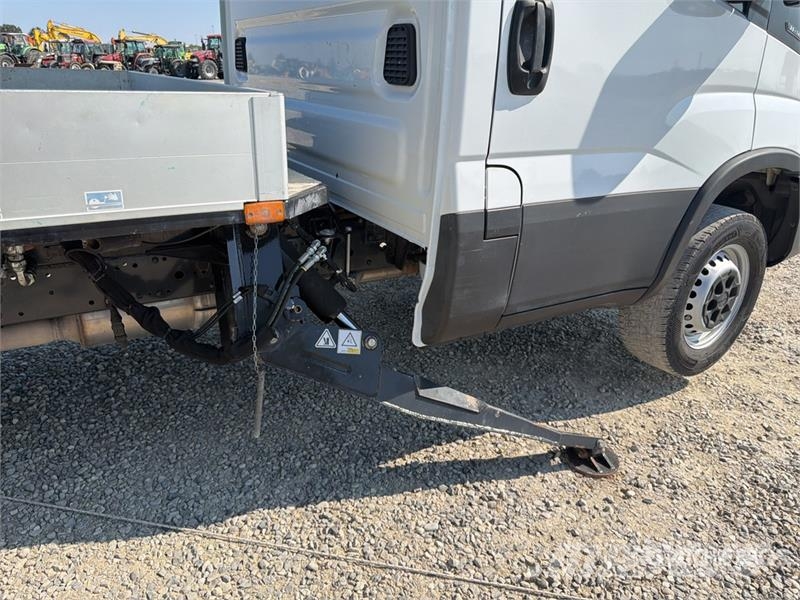 Iveco 19-8,5 HQ 19 m on Iveco Daily 35-140 Bucket Truck LKW-Arbeitsbühnen