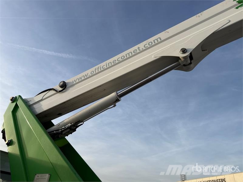Iveco 20 m on Iveco Daily 35-140 Bucket Truck Plataformas aéreas montadas em caminhão