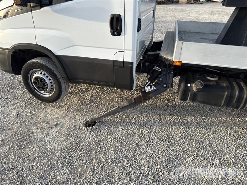 Iveco 20 m on Iveco Daily 35-140 Bucket Truck Plataformas aéreas montadas em caminhão