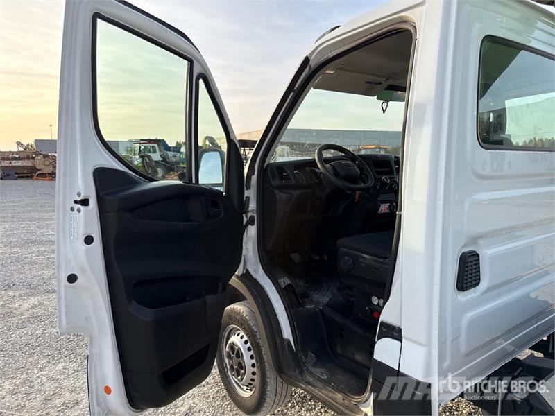 Iveco 20 m on Iveco Daily 35-140 Bucket Truck Plataformas aéreas montadas em caminhão