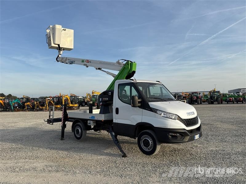 Iveco 20 m on Iveco Daily 35-140 Bucket Truck Plataformas aéreas montadas em caminhão