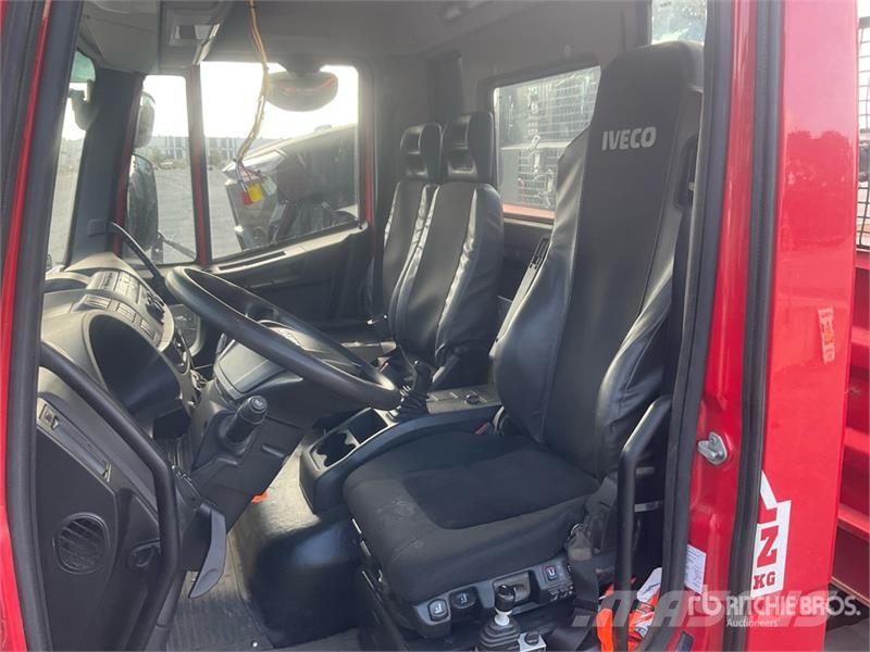Iveco 220 T7 4x2 EuroCargo 4x2 S/A Dump Truck Camion ribaltabili