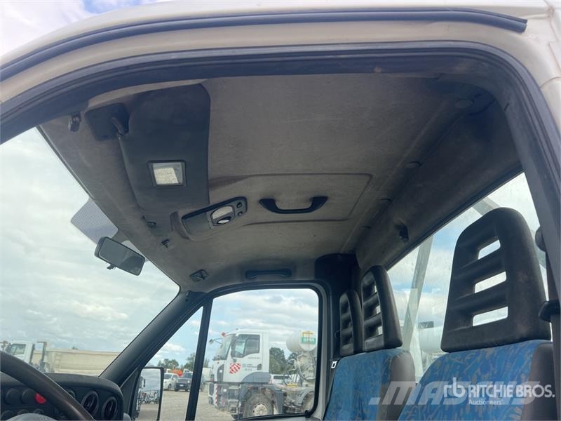 Iveco 29L9 Flatbed Truck Flatbed/Dropside trucks