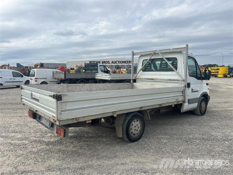 Iveco 29L9 Flatbed Truck Flatbed/Dropside trucks