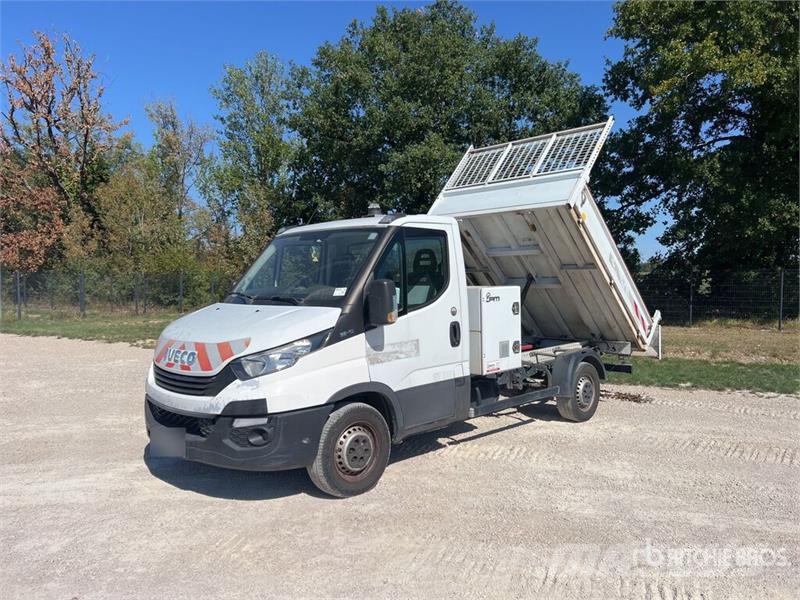 Iveco 35-12 Camion Benne Dump Truck Savivarčių priekabų vilkikai