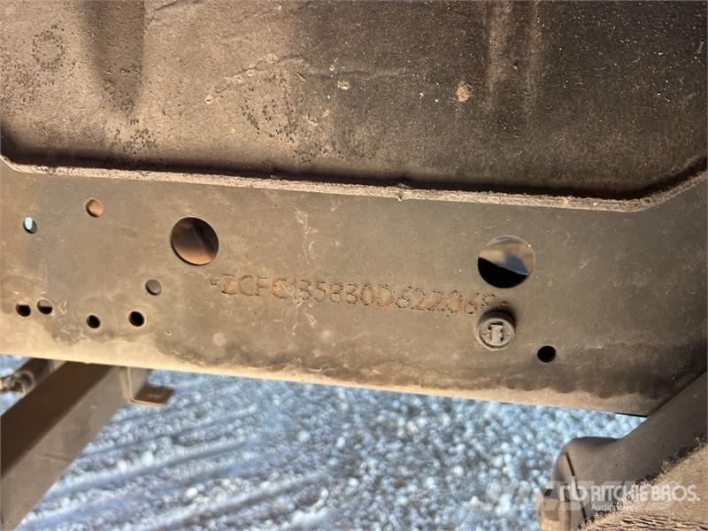 Iveco 35-12 Camion Benne Dump Truck Savivarčių priekabų vilkikai