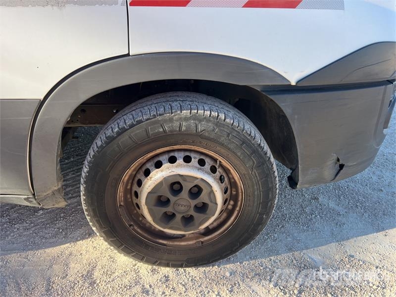 Iveco 35-12 Camion Benne Dump Truck Savivarčių priekabų vilkikai