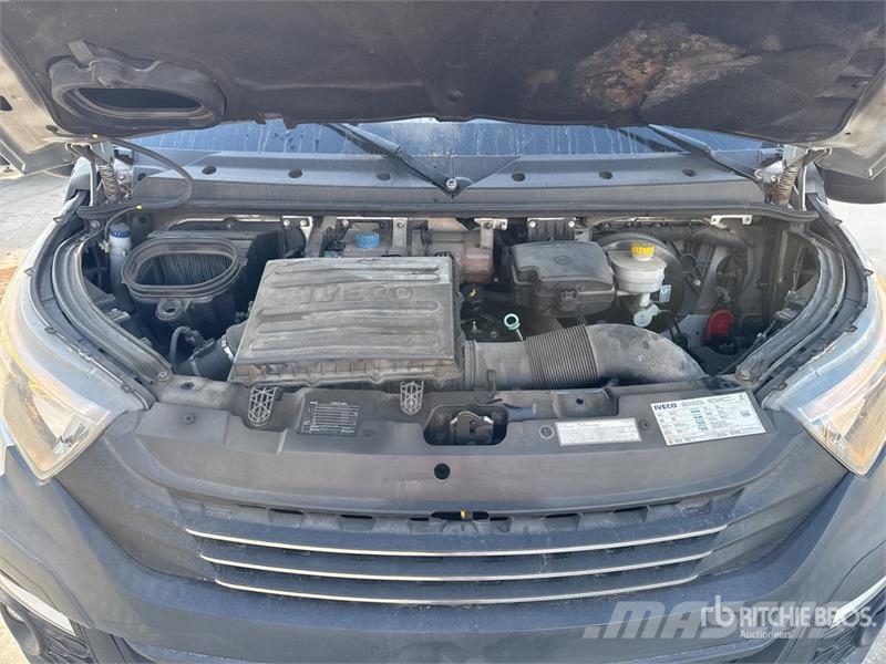 Iveco 35-160 Hi Matic Vans Cargo Van 패널 화물차