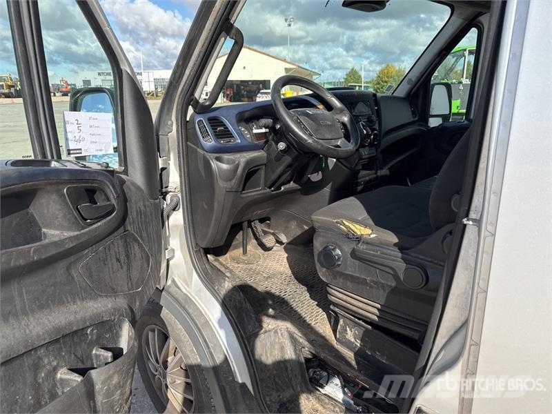 Iveco 35-160 Hi Matic Vans Cargo Van 패널 화물차