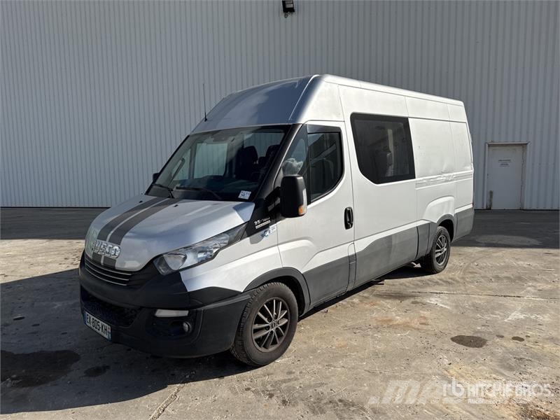Iveco 35-160 Hi Matic Vans Cargo Van 패널 화물차