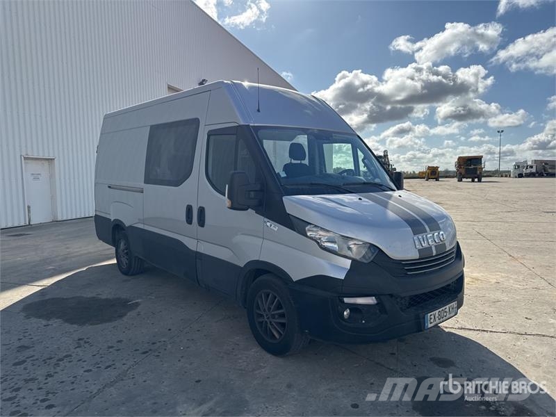 Iveco 35-160 Hi Matic Vans Cargo Van 패널 화물차