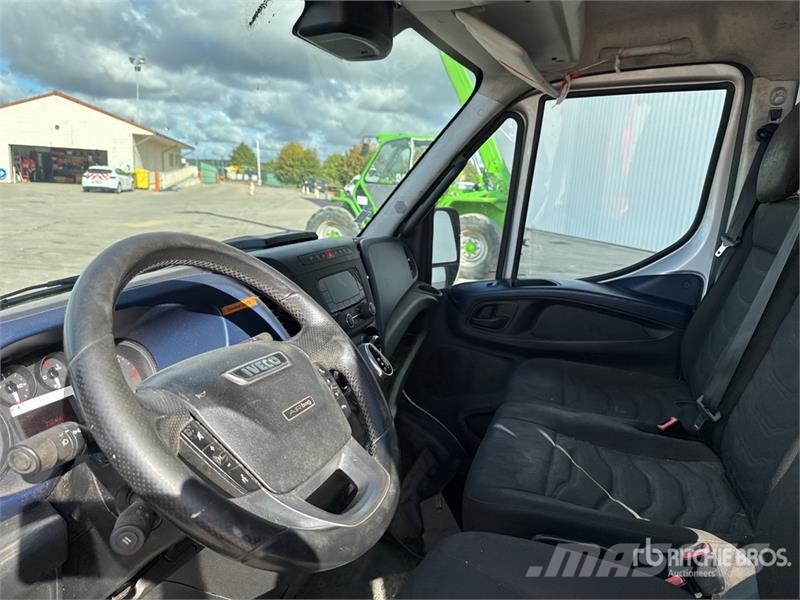 Iveco 35-160 Hi Matic Vans Cargo Van 패널 화물차