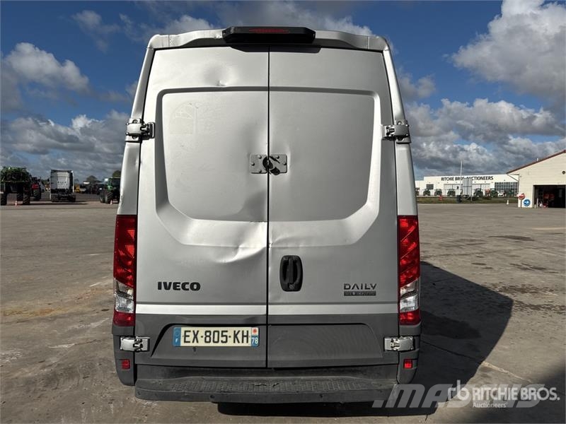 Iveco 35-160 Hi Matic Vans Cargo Van 패널 화물차