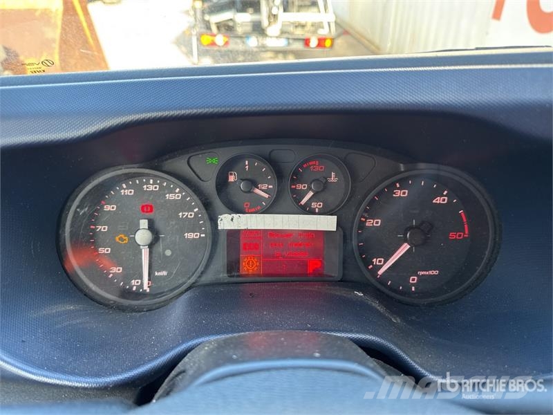 Iveco 35-160 Hi Matic Vans Cargo Van 패널 화물차