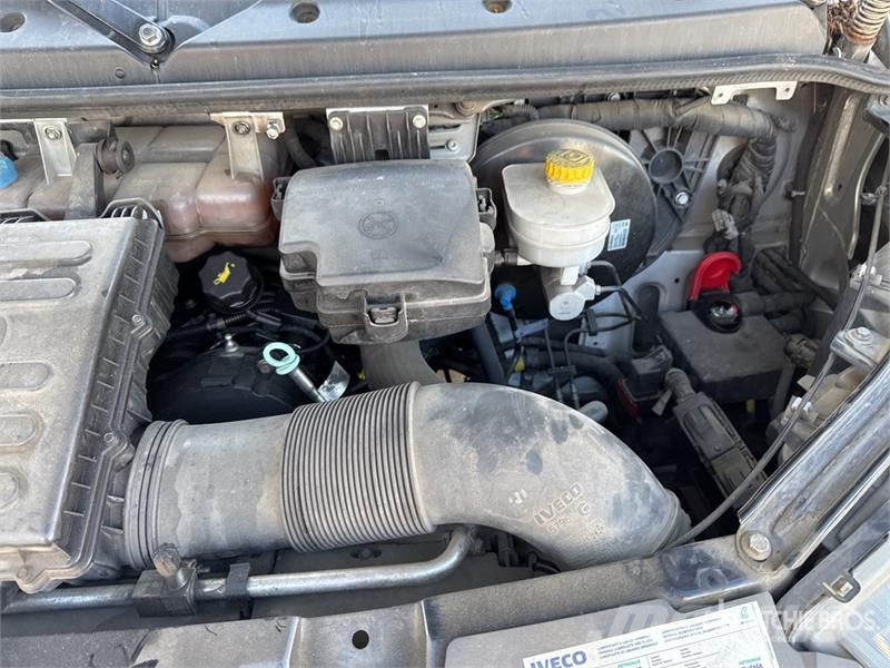 Iveco 35-160 Hi Matic Vans Cargo Van 패널 화물차