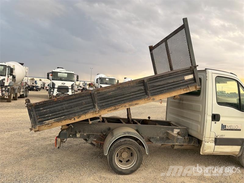 Iveco 35A Dump Truck Kiper tovornjaki
