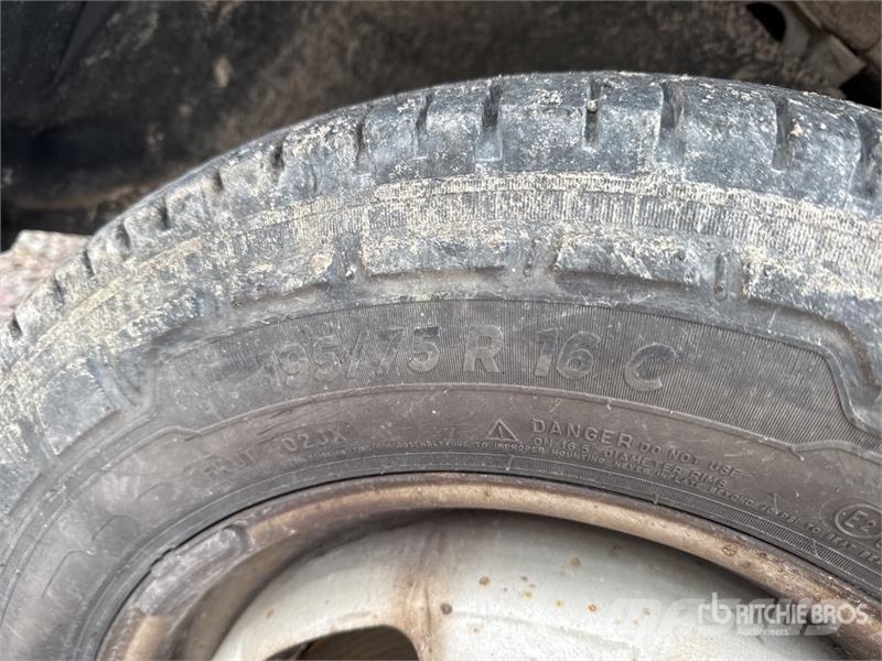 Iveco 35C11 4x2 Camion Benne Dump Truck (Inoperable) Kiperi kamioni