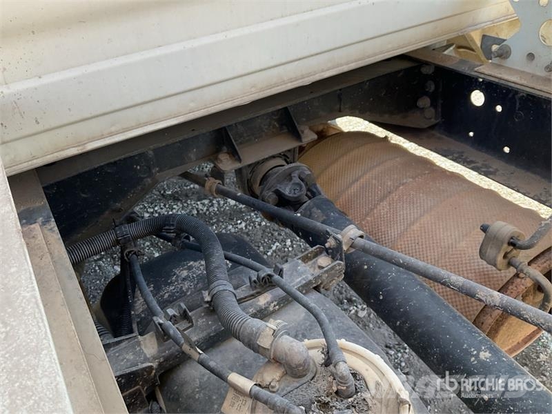Iveco 35C11 Camion Benne Dump Truck Caminhões basculantes