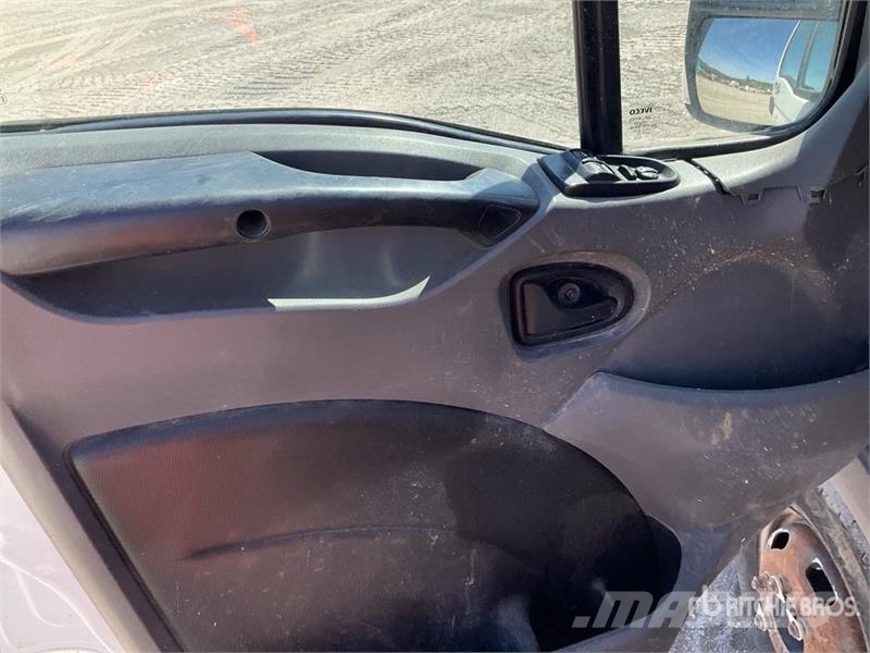Iveco 35C11 Camion Benne Dump Truck Caminhões basculantes