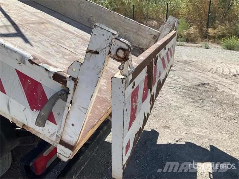 Iveco 35C11 Camion Benne Dump Truck Caminhões basculantes