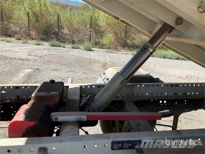 Iveco 35C11 Camion Benne Dump Truck Caminhões basculantes