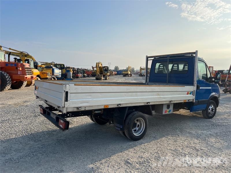 Iveco 35C11 Flatbed Truck Platós / Ponyvás teherautók