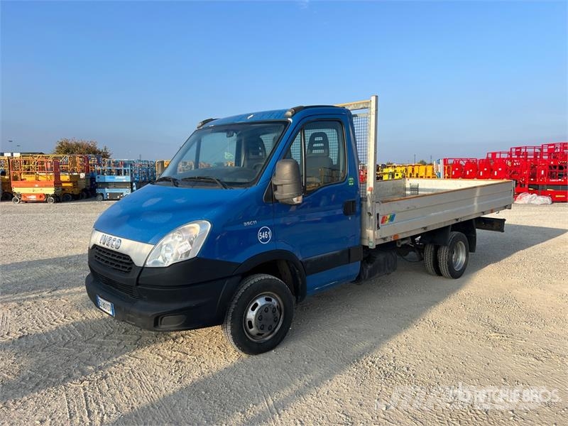 Iveco 35C11 Flatbed Truck Platós / Ponyvás teherautók