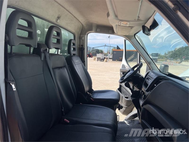 Iveco 35C12 Camion Benne Dump Truck Kallurid