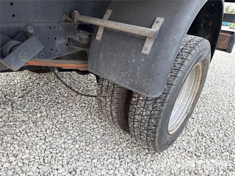 Iveco 35C12 Dump Truck (Inoperable) Tipper trucks