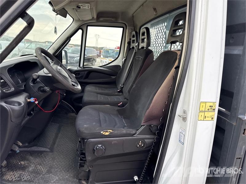 Iveco 35C12 Dump Truck (Inoperable) Tipper trucks