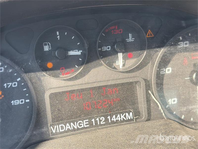 Iveco 35C14 4x2 Camion Benne Dump Truck (Inoperable) Camion ribaltabili