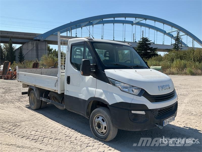 Iveco 35C14 4x2 Camion Benne Dump Truck (Inoperable) شاحنات قلابة