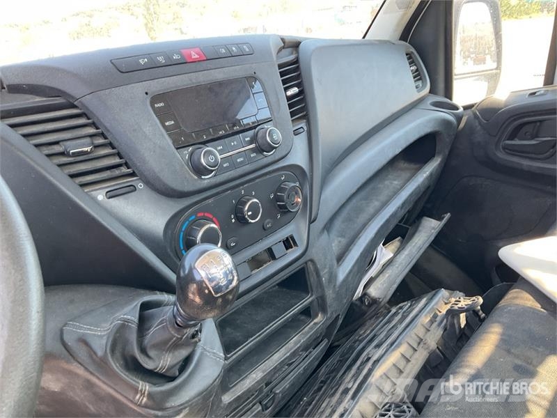 Iveco 35C14 4x2 Camion Benne Dump Truck (Inoperable) شاحنات قلابة