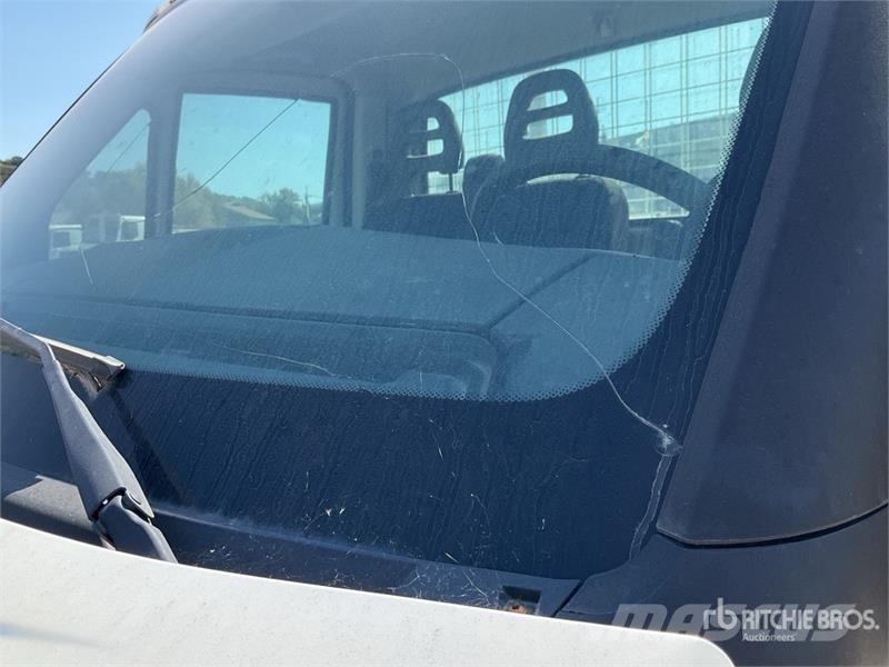 Iveco 35C14 4x2 Camion Benne Dump Truck (Inoperable) شاحنات قلابة