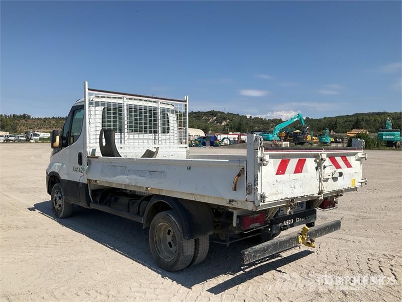 Iveco 35C14 4x2 Camion Benne Dump Truck (Inoperable) شاحنات قلابة