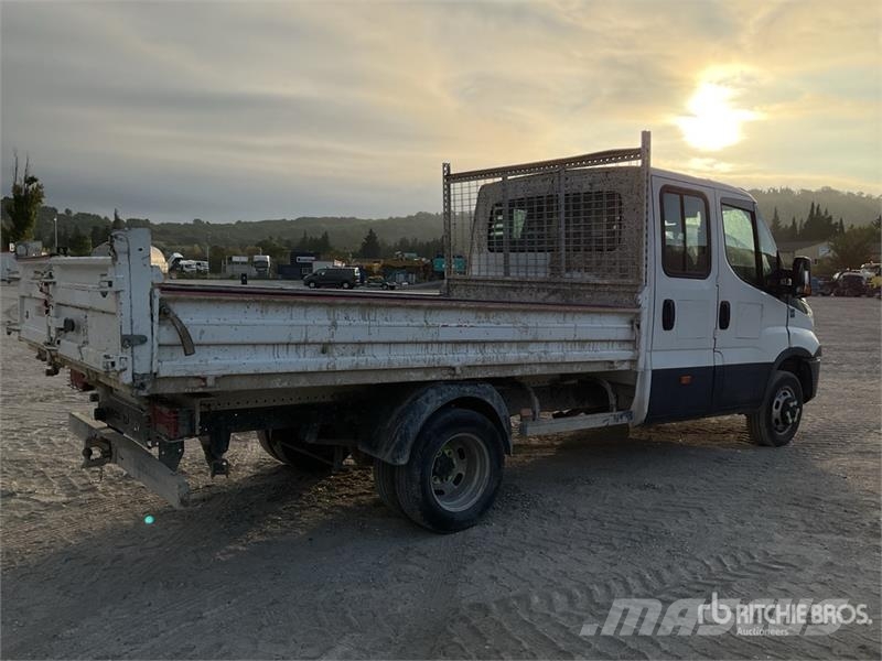 Iveco 35C14 4x2 Crew Cab Camion Benne Double Cabine Dump Camion benne