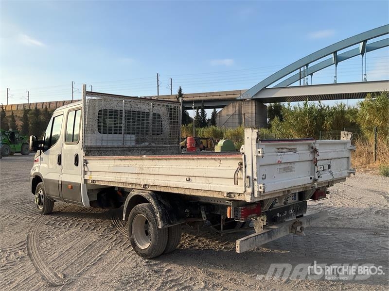 Iveco 35C14 4x2 Crew Cab Camion Benne Double Cabine Dump Camion benne